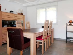 Maisons de vacances Holiday Home La hutte de Panoramix by Interhome : photos des chambres