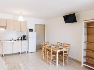 Apartment Club Benista T3 by Interhome
