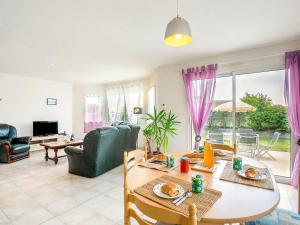Maisons de vacances Holiday Home Ker Laouen by Interhome : photos des chambres