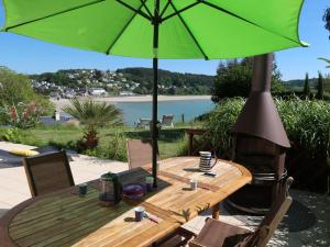 Maisons de vacances Holiday Home Meeresblick by Interhome : photos des chambres
