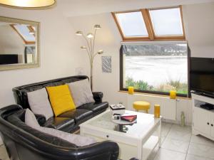 Maisons de vacances Holiday Home Meeresblick by Interhome : photos des chambres
