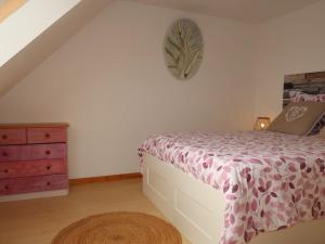 Maisons de vacances Holiday Home Meeresblick by Interhome : photos des chambres