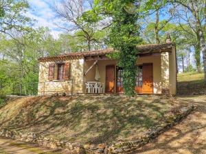 Maisons de vacances Holiday Home Le Chene by Interhome : photos des chambres
