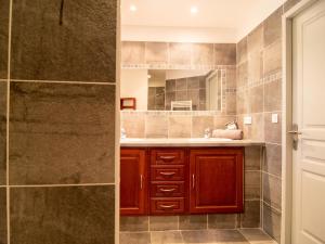 Maisons de vacances Holiday Home Les Restanques by Interhome : photos des chambres