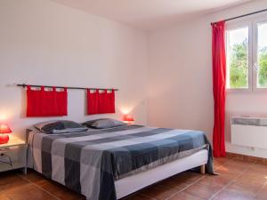 Maisons de vacances Holiday Home Les Restanques by Interhome : photos des chambres
