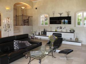 Holiday Home Le Mas de la Roche by Interhome