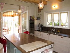 Holiday Home Le Mas de la Roche by Interhome