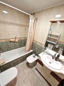 Apartamento Playa con Terraza & Vistas al Mar