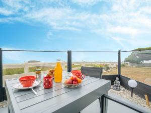 Maisons de vacances Holiday Home Ti an Aod by Interhome : photos des chambres