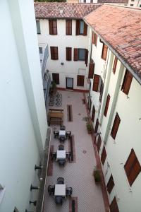 Hotel Mantegna Stazione, MantegnaHotels