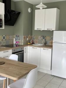 Appartements Les Belles Rives T2 avec balcon ensoleille : photos des chambres