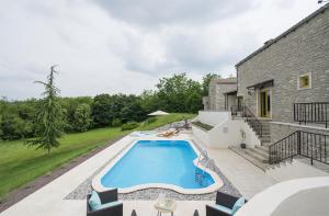 Peaceful Villa with Pool & Sauna, La Casa di Kyra