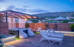 Villa Paris with Rooftop & Jacuzzi