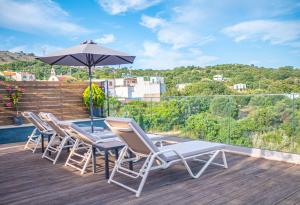 Villa Paris with Rooftop & Jacuzzi