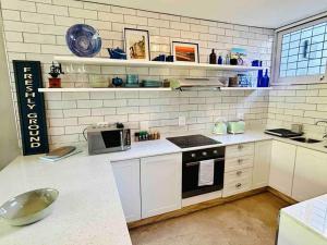 Marco Shores - Zinkwazi Beach