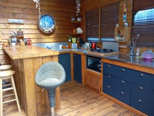 Sejours chez l'habitant Tiny House plein centre : photos des chambres