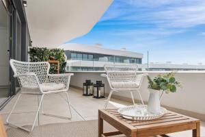 Casa Olivia Higueron West