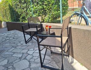 Exclusive city center studio with free e-bikes