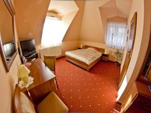 Double or Twin Room room in Pensjonat Zacisze