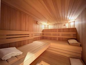 Apartment Long Beach with sauna and garage