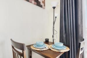 Modern Studio Sports City Pool & City Views