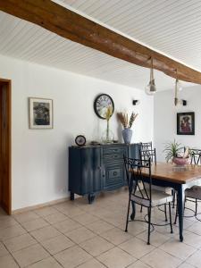 Maisons de vacances Au pre vert : photos des chambres