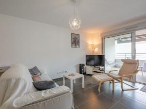 Apartment Le Newport-3 by Interhome