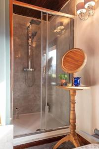 Chalets Entire Chalet Salamo 11 plus 1 Les Arcs Paradiski Jacuzzi : photos des chambres