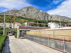 Apartment Dajak-3 by Interhome