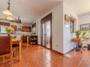 Villa Alicia by Interhome