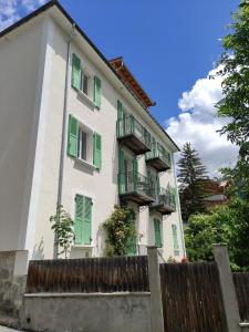 Appartements Les balcons de Briancon T3 avec 2 salles de bain : photos des chambres