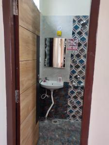 Castle Hebbal Room with Kitchen