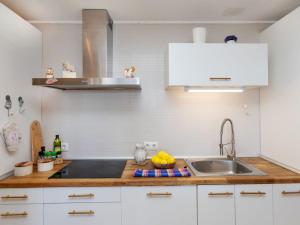 Apartment Residencial Cap Salou-2 by Interhome