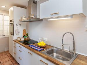 Apartment Residencial Cap Salou-2 by Interhome
