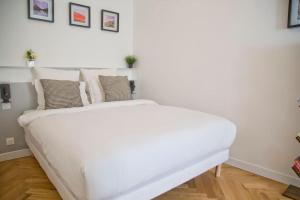 Fully Renovated Historic Apt in Heart Mouffetard