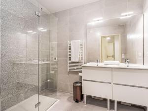 Appartements Apartment Le Clos des Restanques by Interhome : photos des chambres