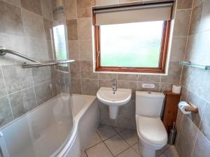 Chalet Brookview Lodge 2 by Interhome