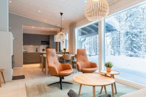 Villa Raikas, Aurora Borealis, ski & lake, free wifi, Vuosseli Resort Ruka - Ubytování bez kategorie ve městě Kuusamo