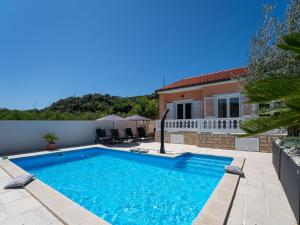 Holiday Home Happy Home Rab by Interhome