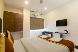 Manjhi Residency