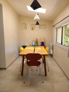 Magnifique villa piscine clim vue dominante 6 couchages