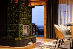 House of Five Senses