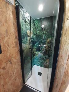 Maisons de vacances Ecolodge des Monts d-Arree & spa : photos des chambres