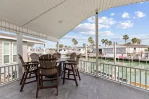 Long Island Village Texas - Port Isabel