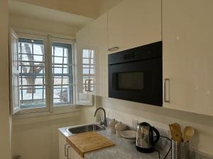 Prestigious Pied a Terre Wignacourt with views