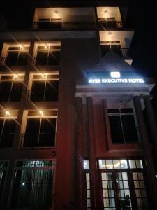 Aves Executive Hotel