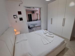 Apartment Victoria by the sea Sarande