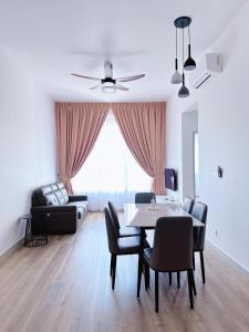 Amber Cove by C Homestay Malacca