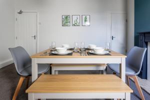 3 BR home perfect for big groups