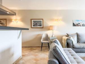Apartment Cor des Alpes 2 by Interhome